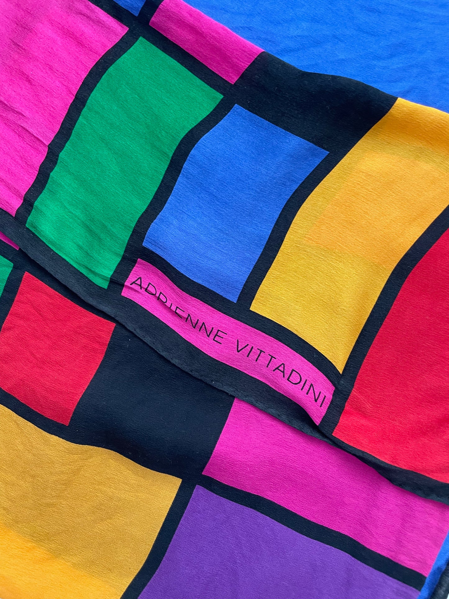 100% silk scarf - Adrienne Vittadini