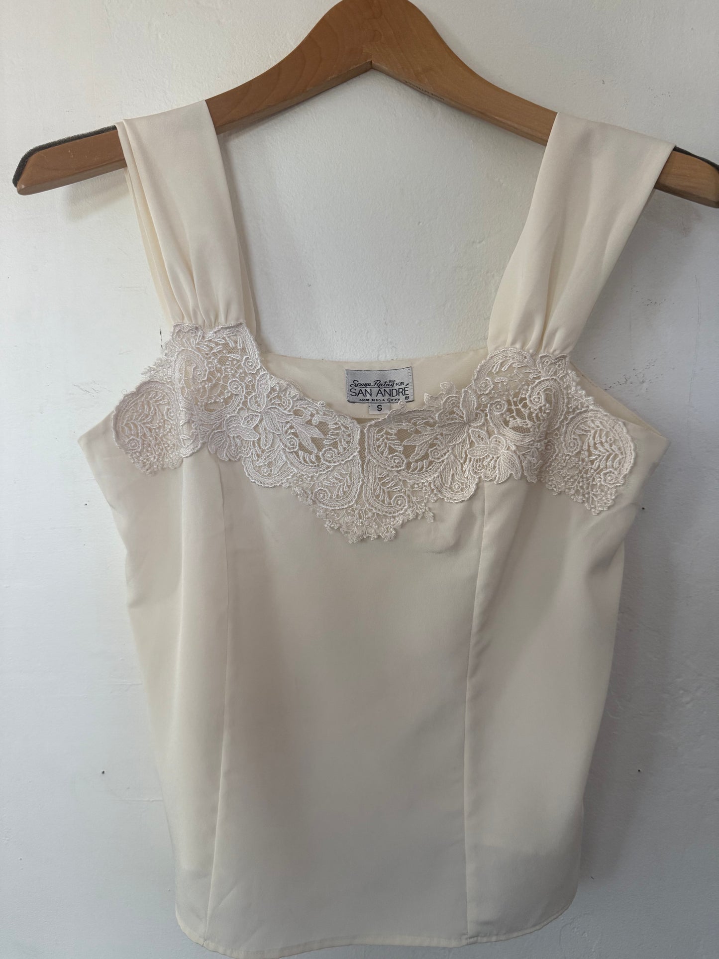 Lace tank top