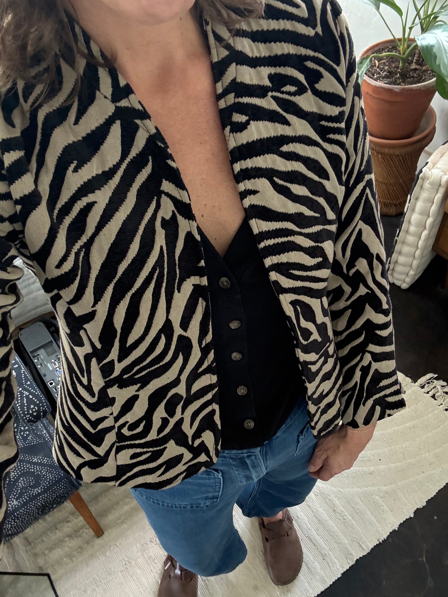 Jaquared zebra print blazer