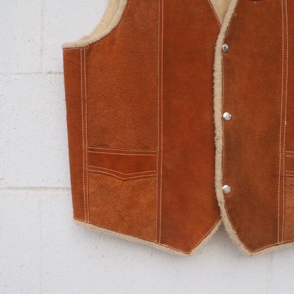 Suede vest w Sherpa lining