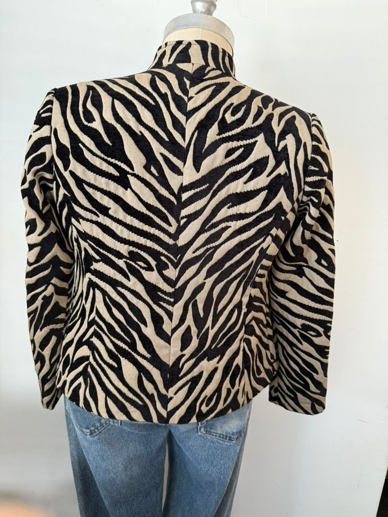 Jaquared zebra print blazer