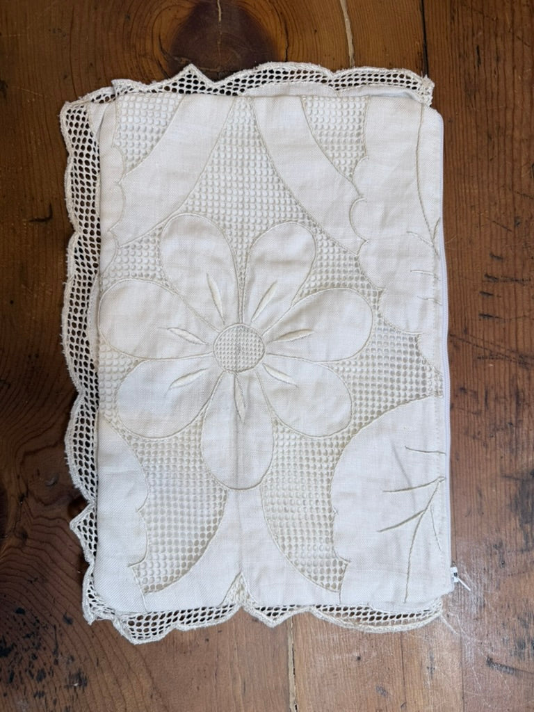 Cycle Vintage - The Tulip Clutch