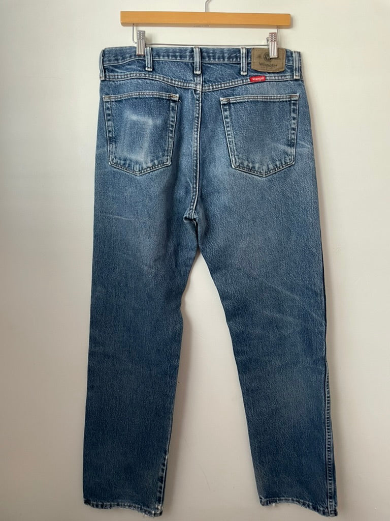 Wrangler straight leg denim, 34"x32"