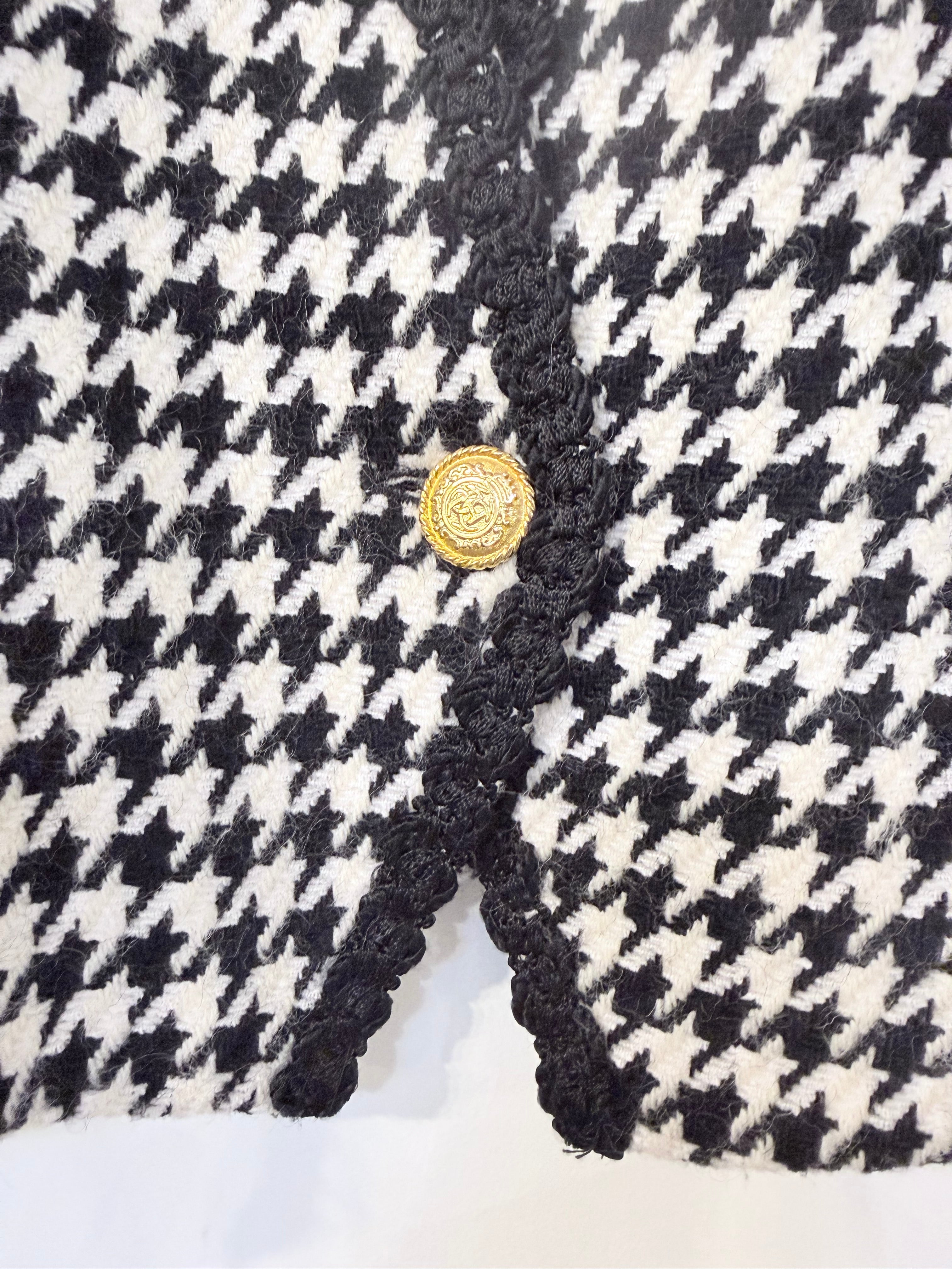 90's Houndstooth Cropped Blazer