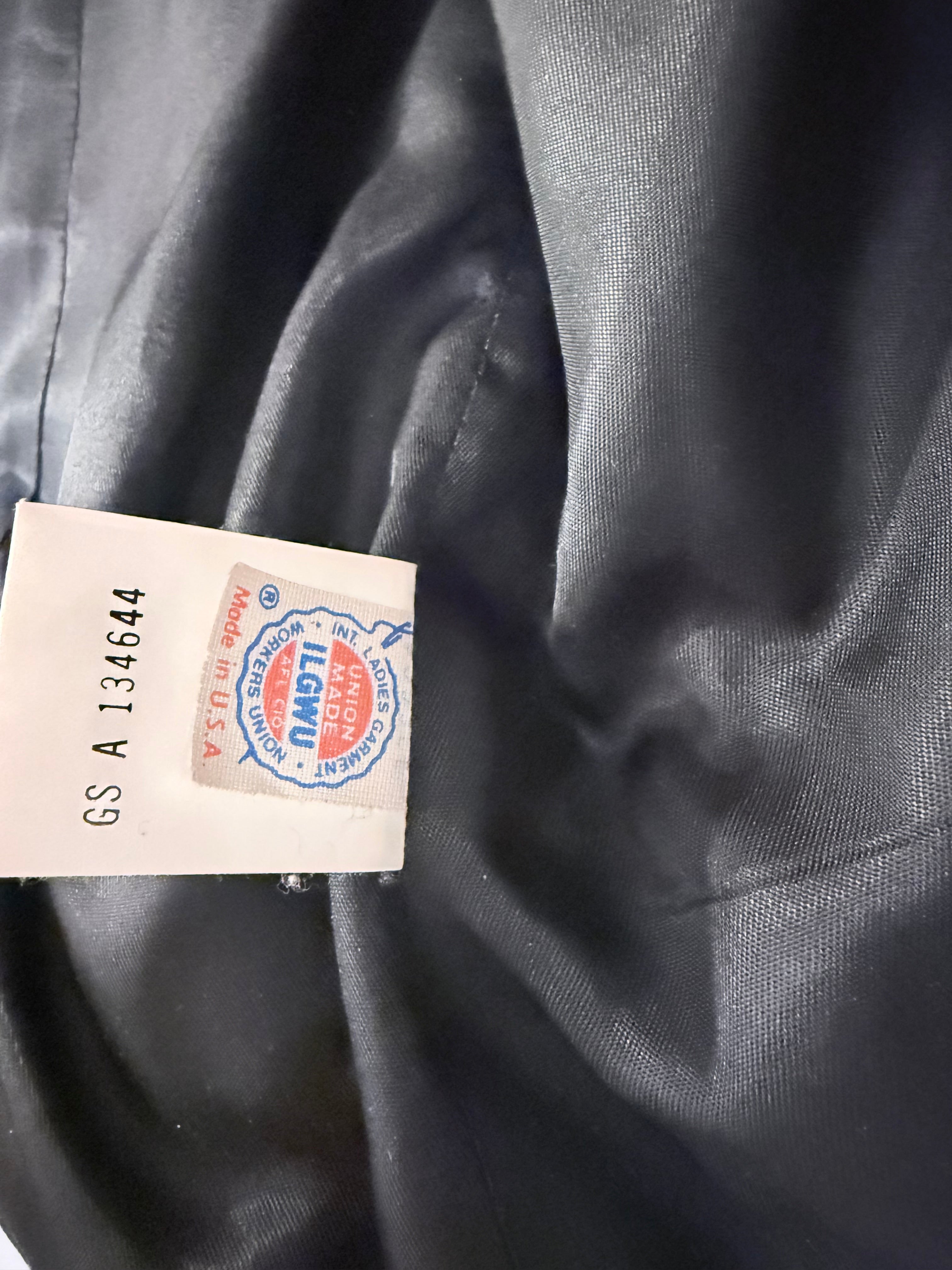 90's Houndstooth Cropped Blazer