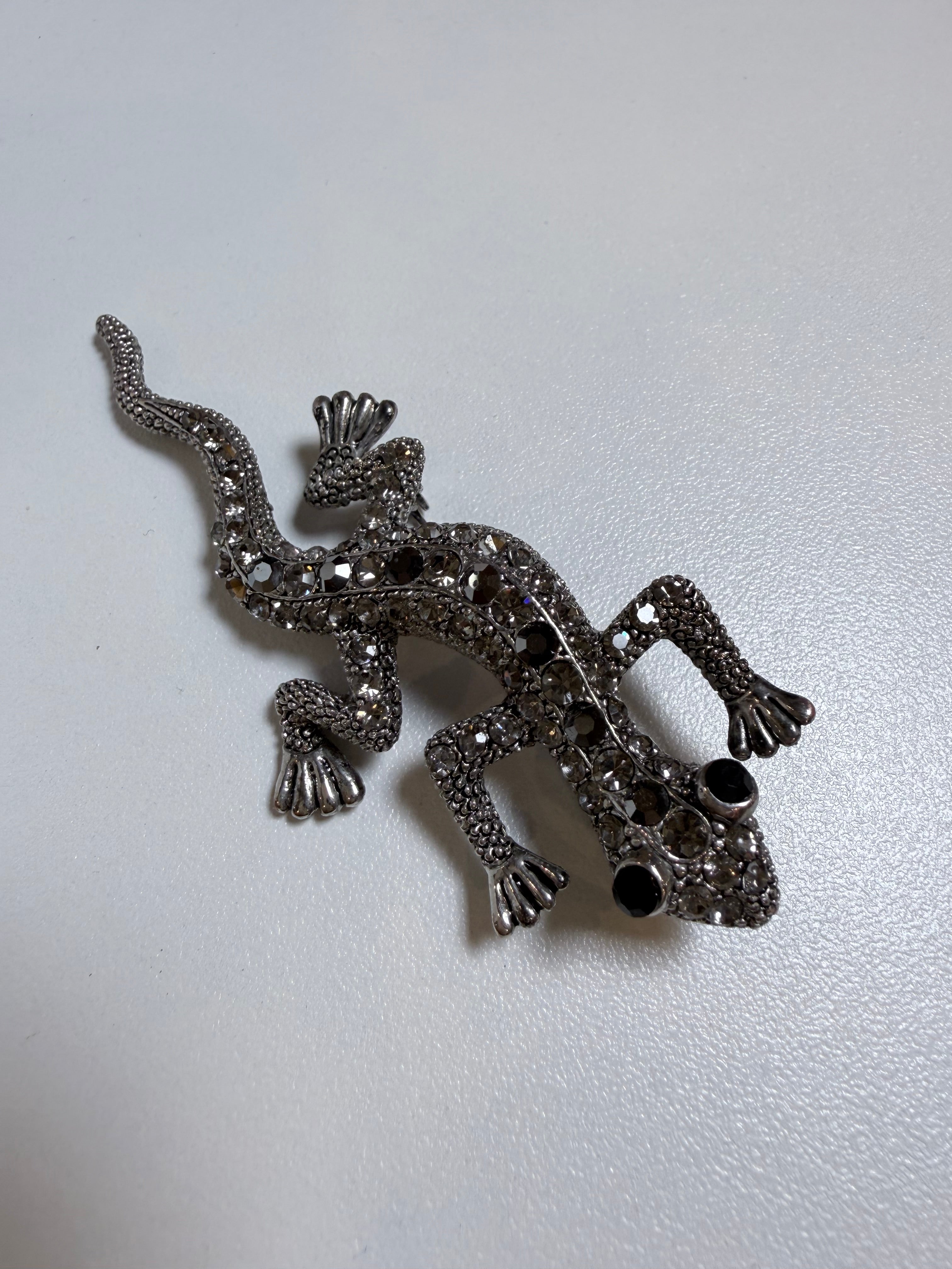 Lizard brouch