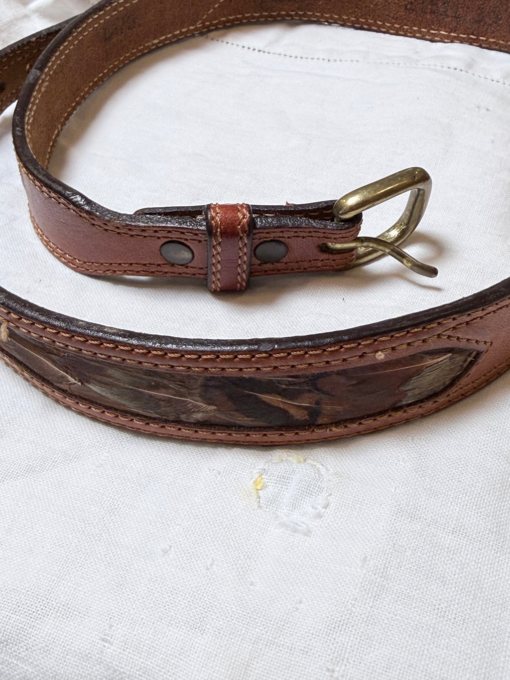 Vintage feather leather brown belt