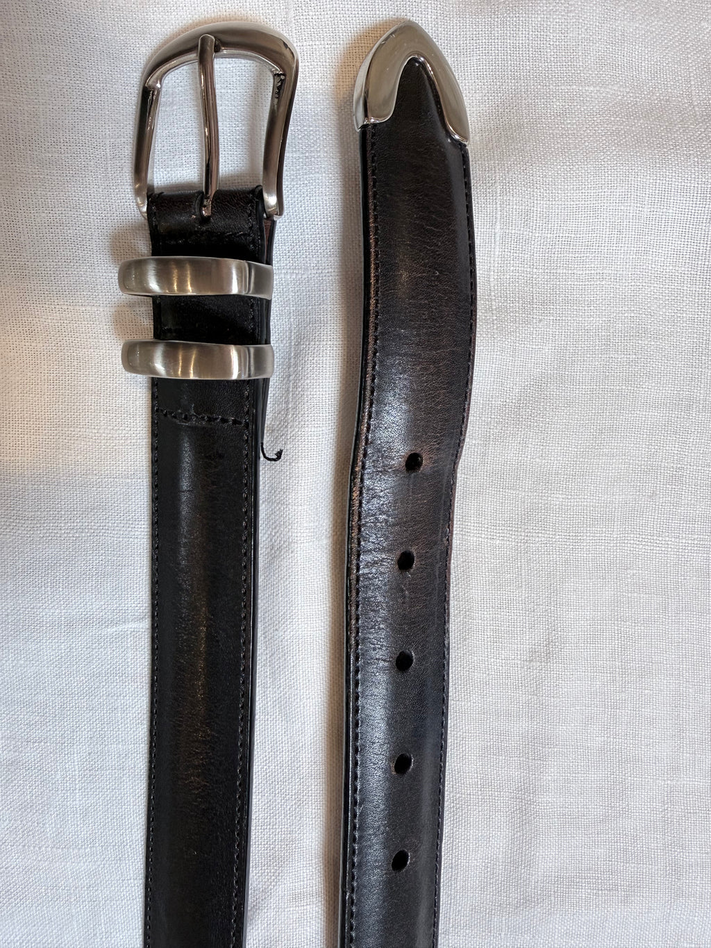 Black leather belt, silver haedware