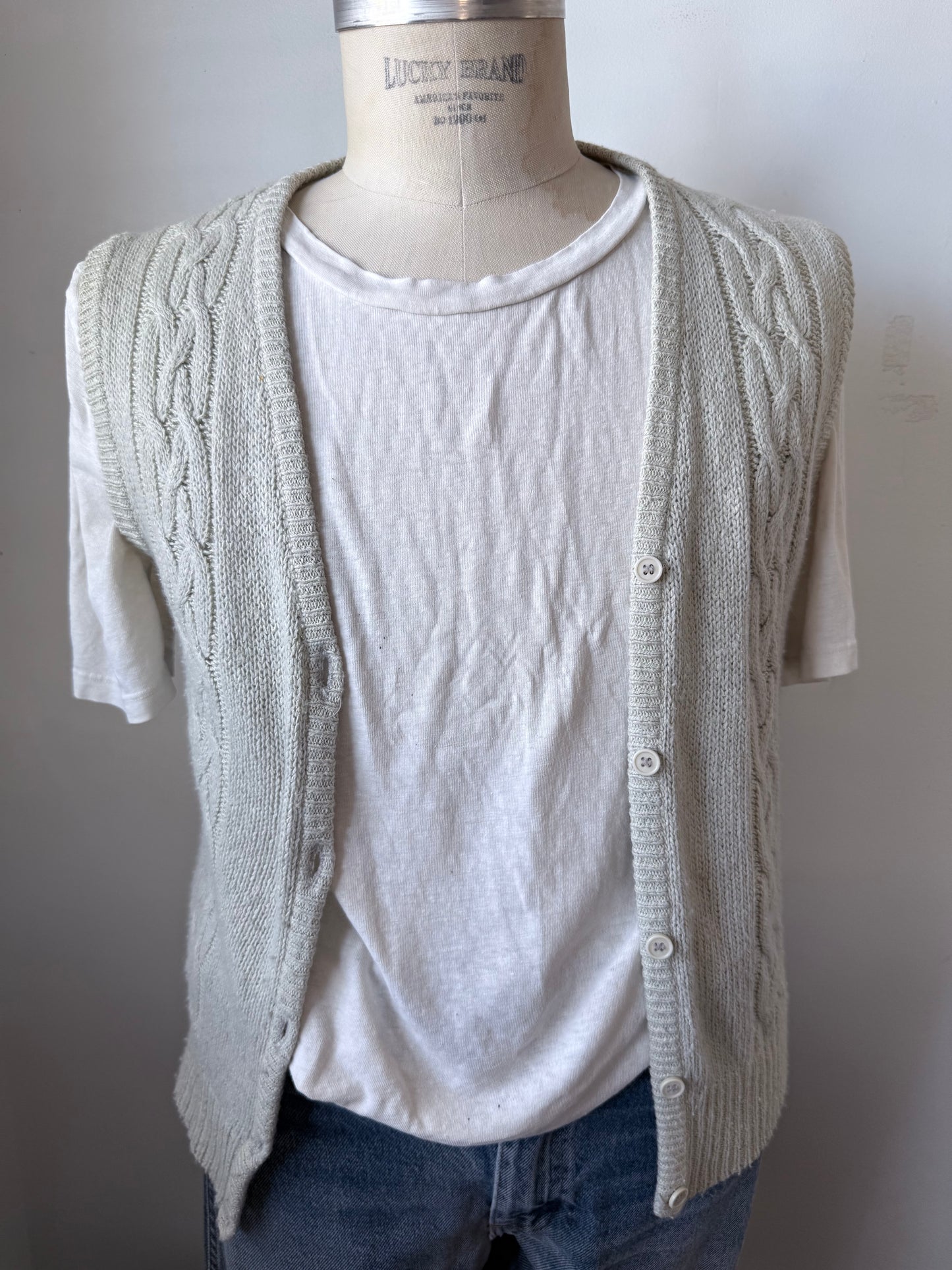 Knit vest