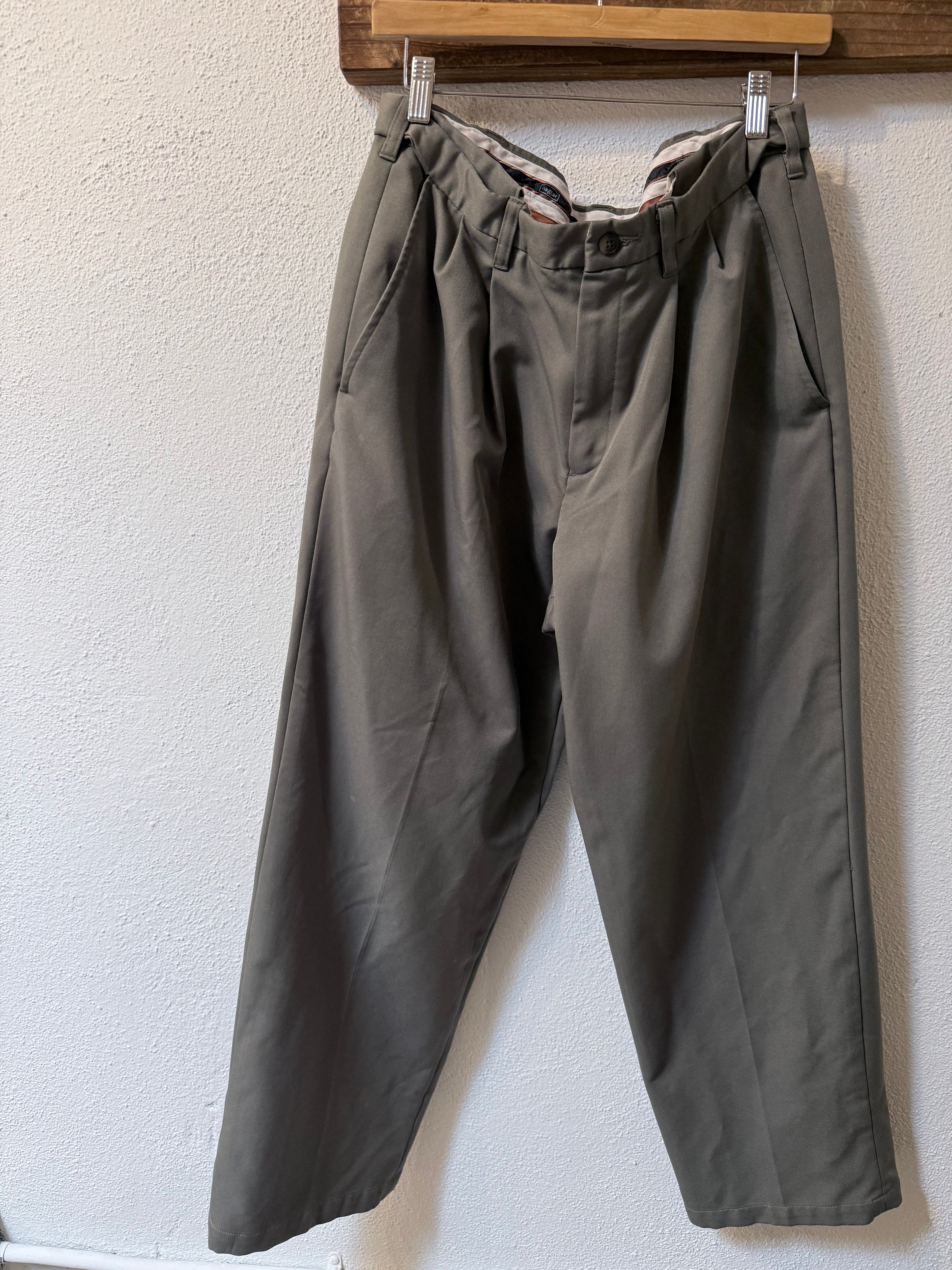 Haggar green trousers